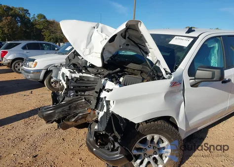 2025 Chevrolet Silverado 1500 4Wd Short Bed Wt from USA, damaged, VIN 1GCUKAED7SZ276333
